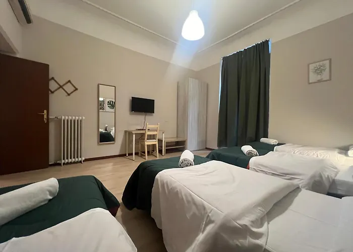 Giovanni's Place Roma